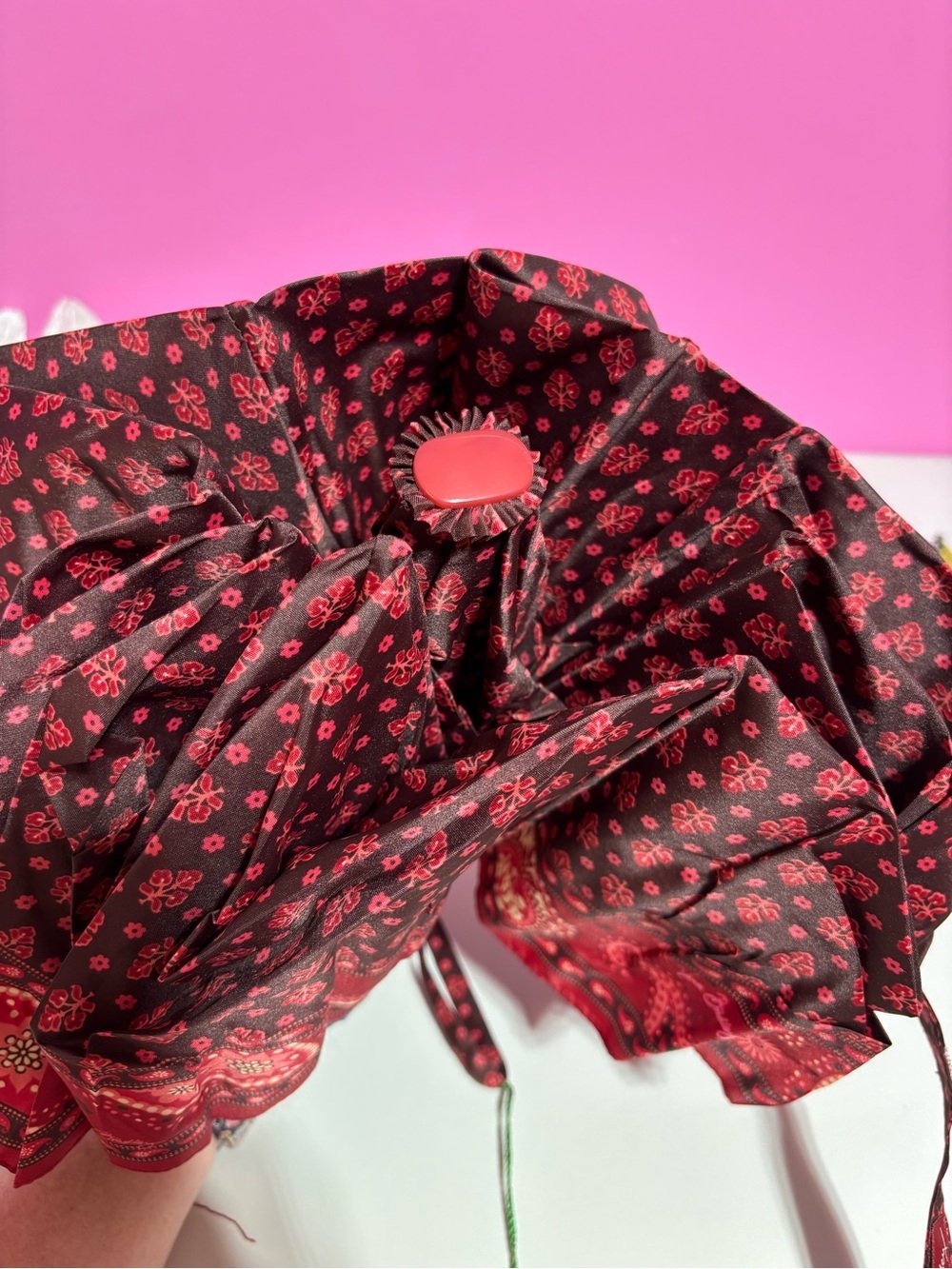 NWT Vera Bradley Mesa Red Compact Folding Umbrella Floral Print - Picture 4 of 4